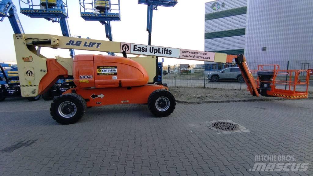 JLG 800 AJ Коленчатые подъемники
