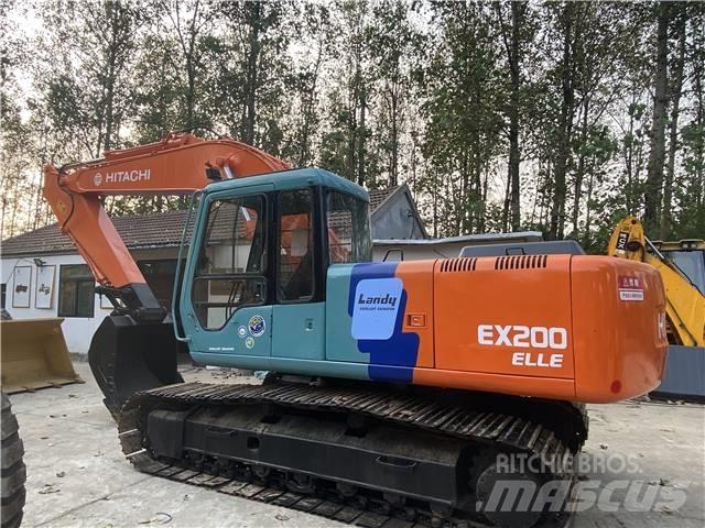 Hitachi EX200-2 Гусеничные экскаваторы