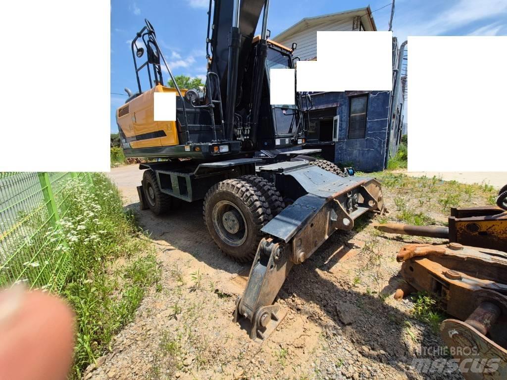 Hyundai HW 210 A Колёсные экскаваторы