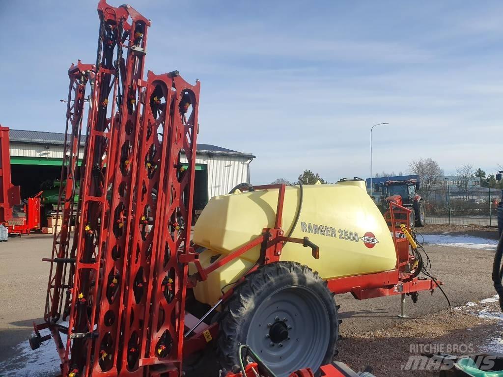 Hardi 2500 Ranger Прицепные опрыскиватели