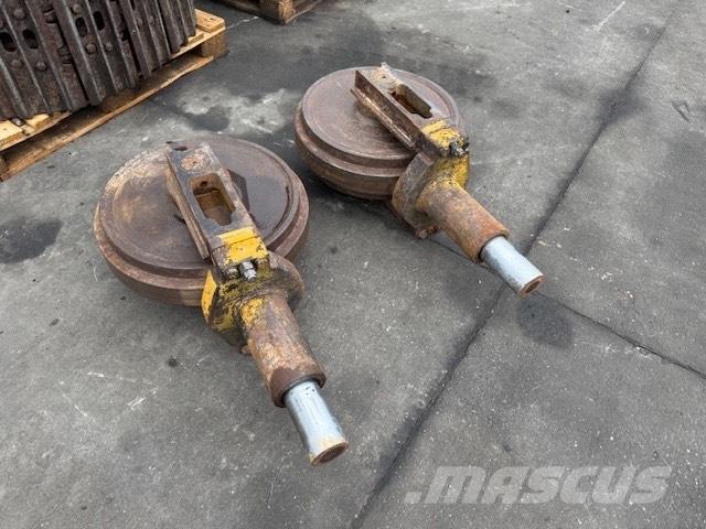 Liebherr R 900 IDLER Гусеницы и цепи