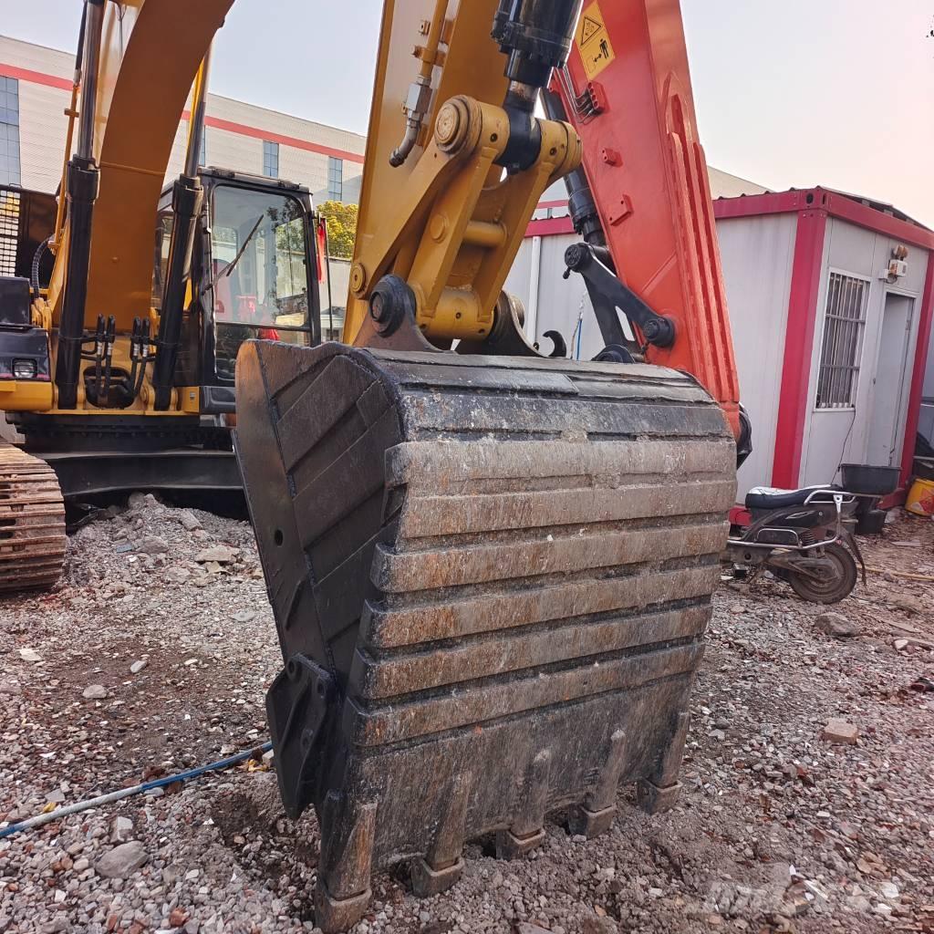 CAT 325 D Гусеничные экскаваторы