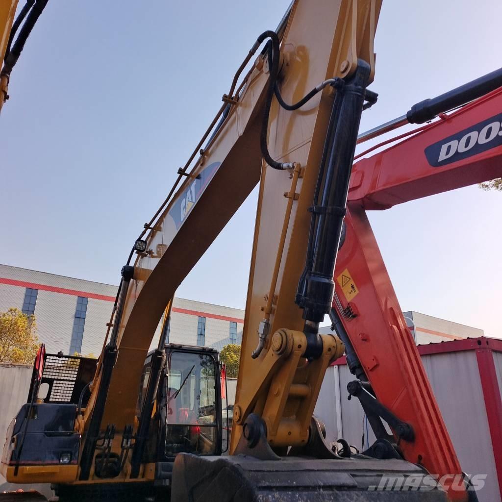 CAT 325 D Гусеничные экскаваторы