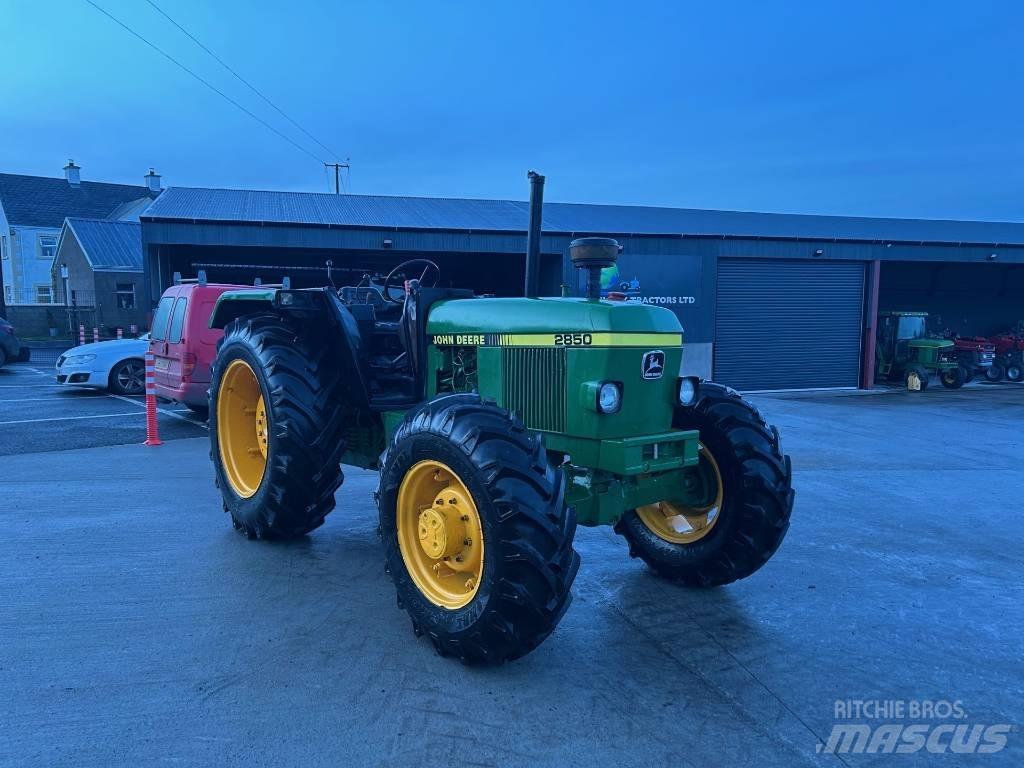 John Deere 2850 Трактора