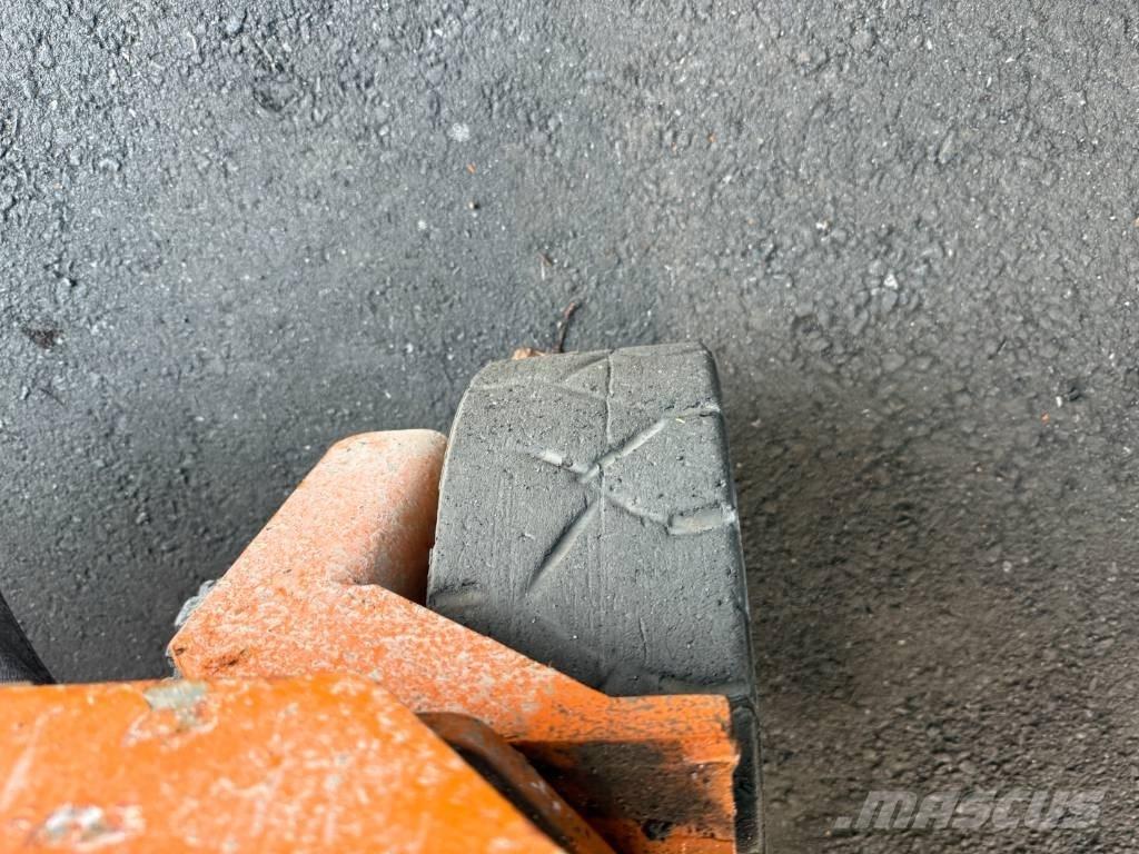 Genie GS 2646 Ножничные подъемники