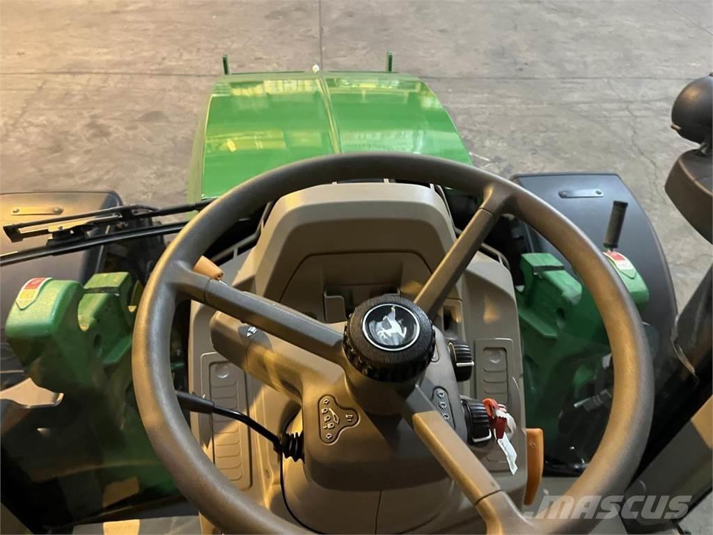 John Deere 6100M Трактора