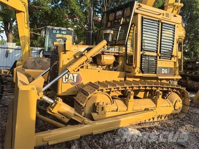 CAT D 6 D Гусеничные бульдозеры