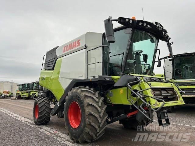CLAAS TRION 750 Зерноуборочные комбайны
