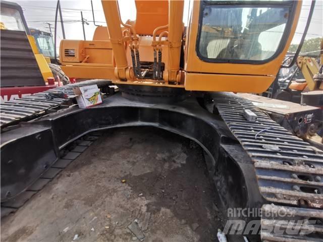 Hyundai R300LC-7 Гусеничные экскаваторы