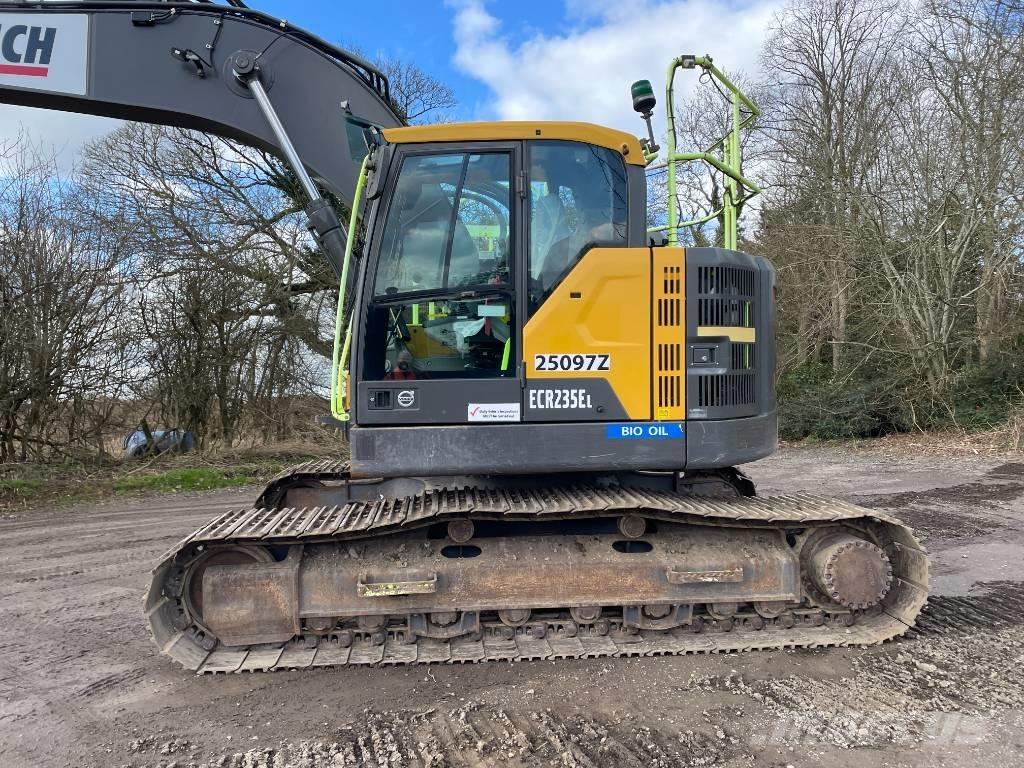 Volvo ECR 235 Гусеничные экскаваторы