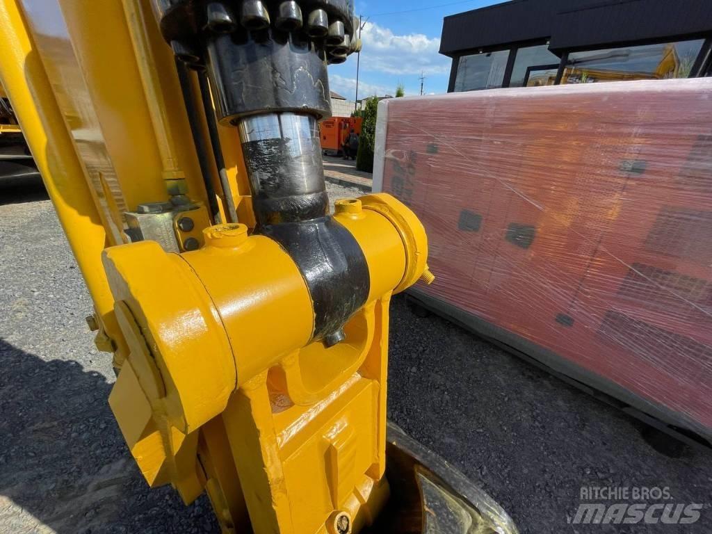 JCB JS 220 XD Гусеничные экскаваторы