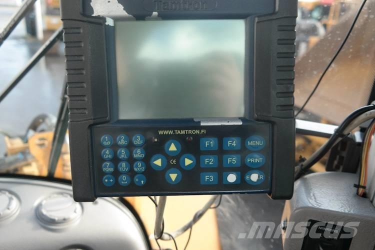 Volvo L220G Фронтальные погрузчики