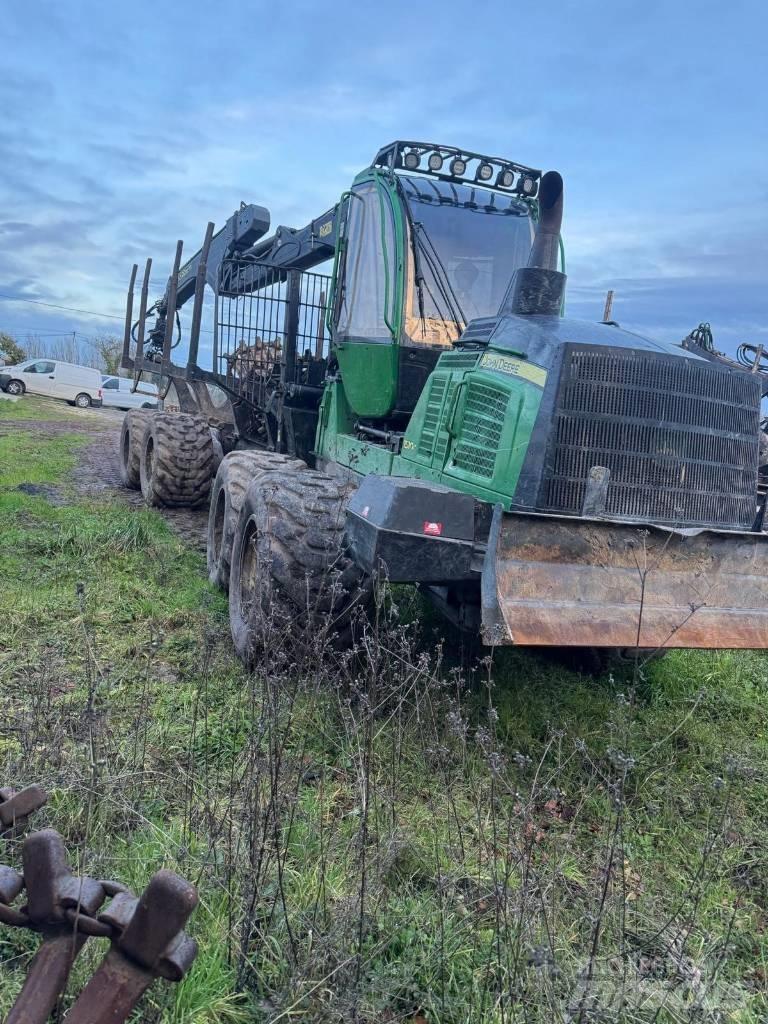 John Deere 1510G Форвардеры