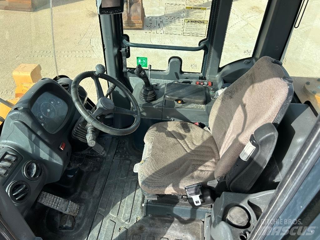 Hyundai HL 757-9 A Фронтальные погрузчики