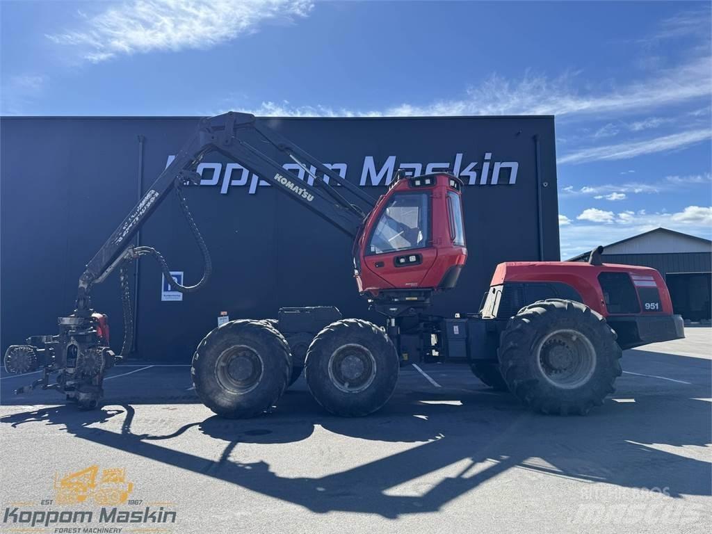 Komatsu 951 Харвестеры