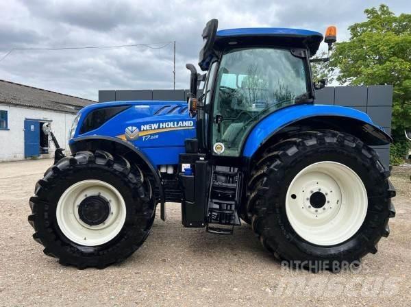 New Holland T7.225 Трактора
