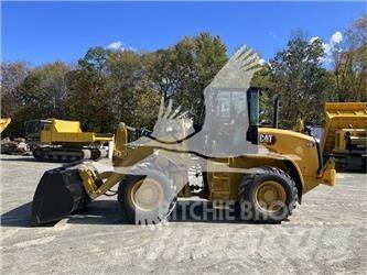 CAT 910 Фронтальные погрузчики