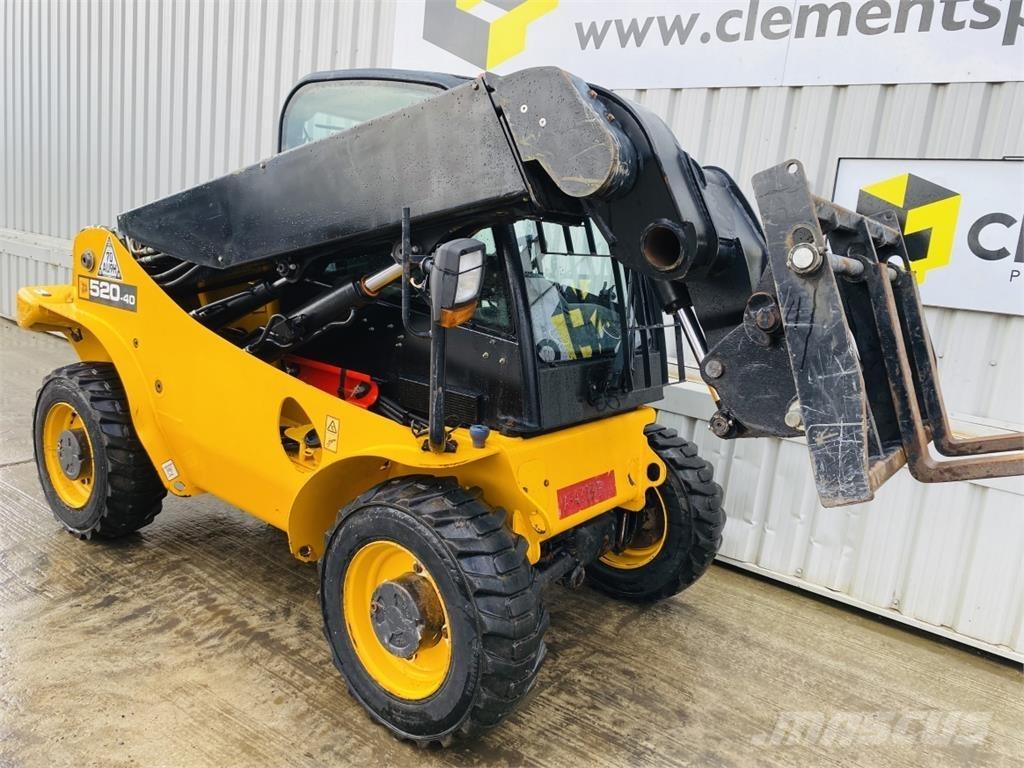 JCB 520-40 Телескопические погрузчики