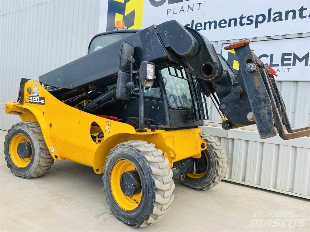 JCB 520-40 Телескопические погрузчики