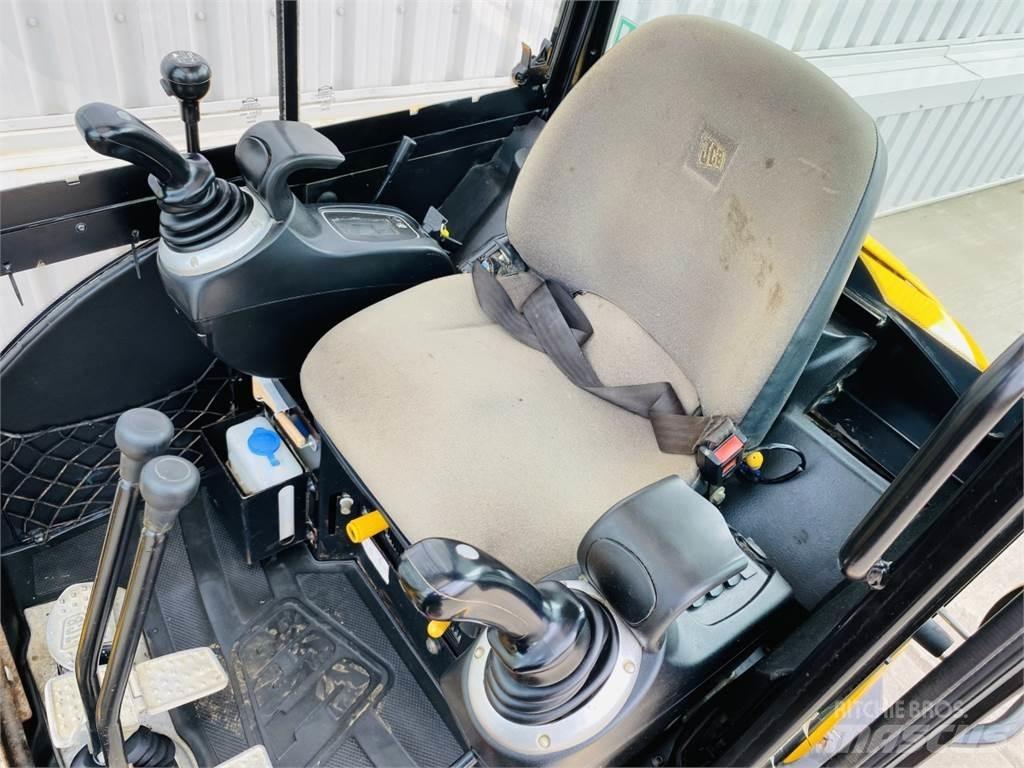 JCB 8026CTS Мини-экскаваторы