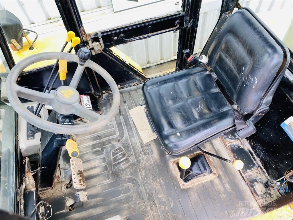 JCB 926RTFL Строительная техника - Другие