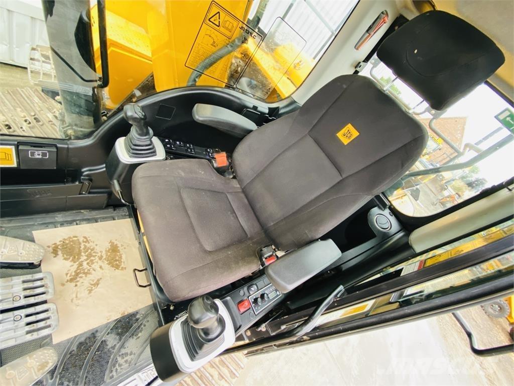 JCB JS131LC+ Гусеничные экскаваторы