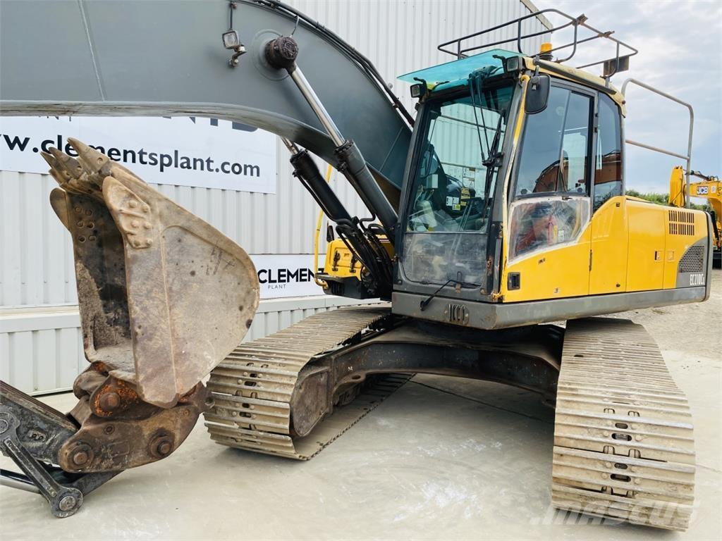 Volvo EC210CL Гусеничные экскаваторы