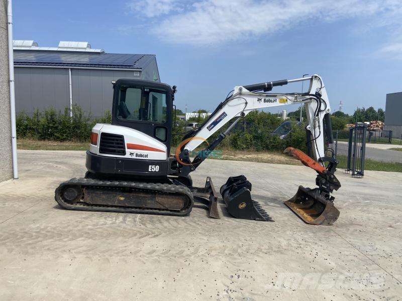 Bobcat E 50 Колёсные экскаваторы