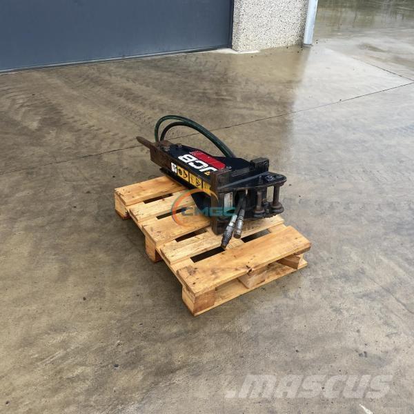 JCB HM012T Гидромолоты