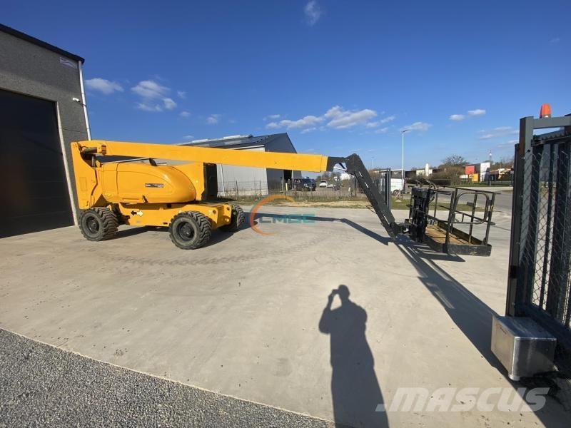 JLG 800AJ Коленчатые подъемники
