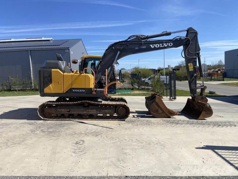 Volvo L 40 Колёсные экскаваторы