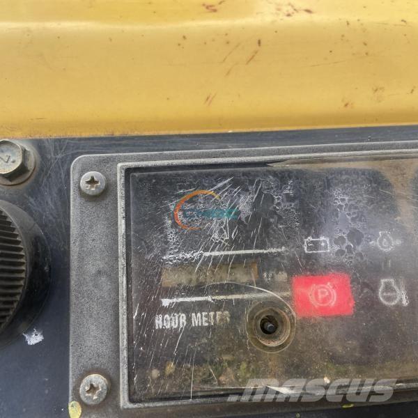 Yanmar C 30 R Карьерные самосвалы