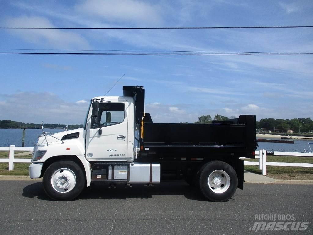 Hino 338 Грузовики-Самосвалы