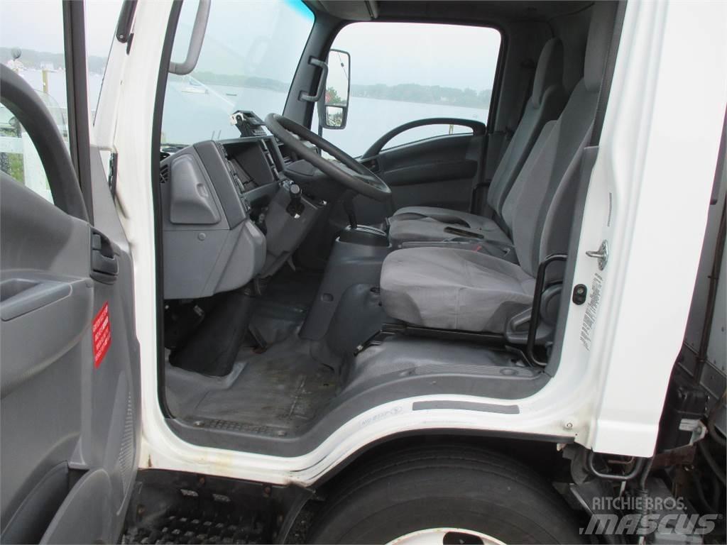 Isuzu NQR Грузовики-Рефрижераторы