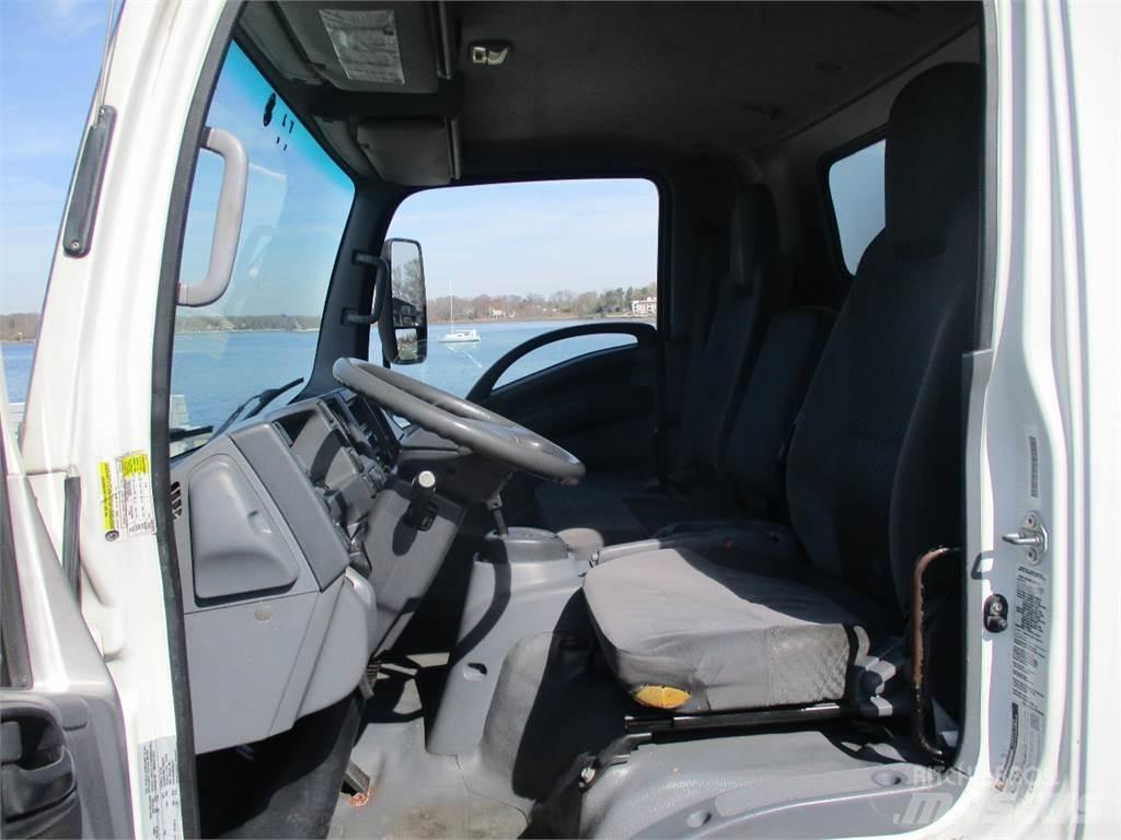 Isuzu NRR Комбинированные дорожные машины