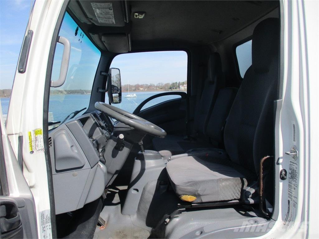 Isuzu NRR Грузовики-Фургоны