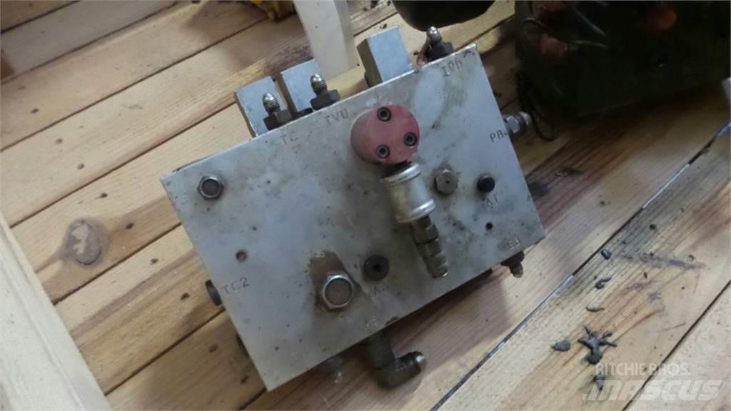 Bell B30D Кабины и интерьер