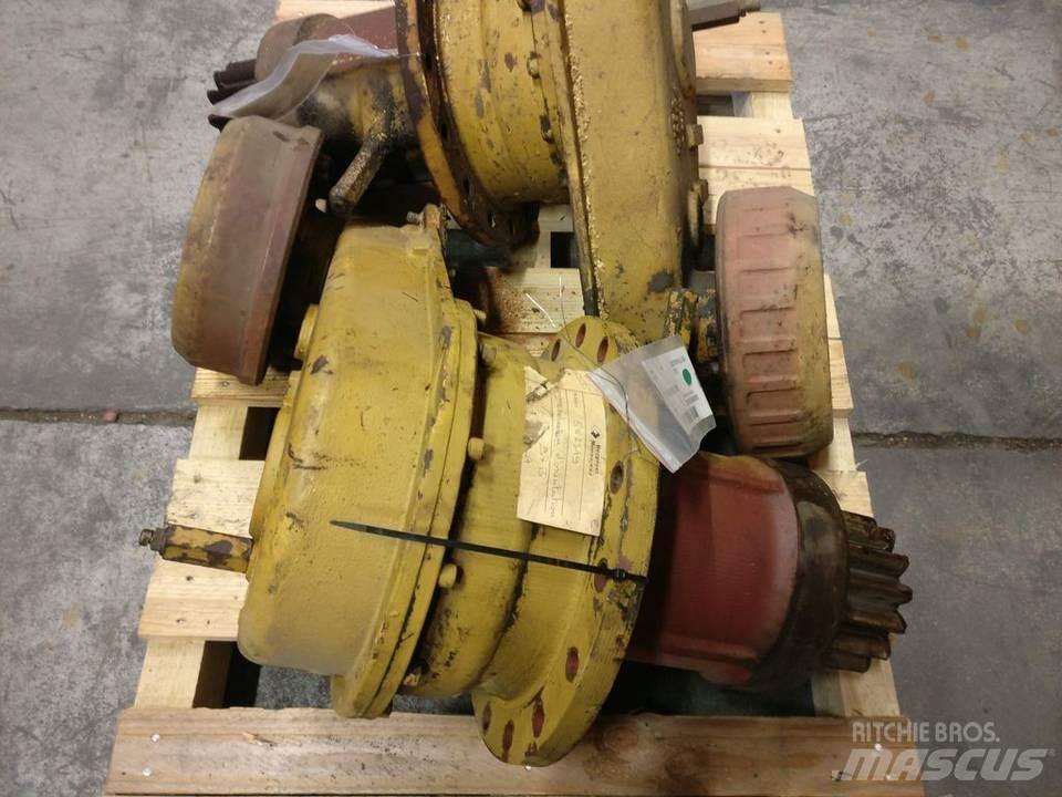 CAT 213 Трансмиссии и КПП