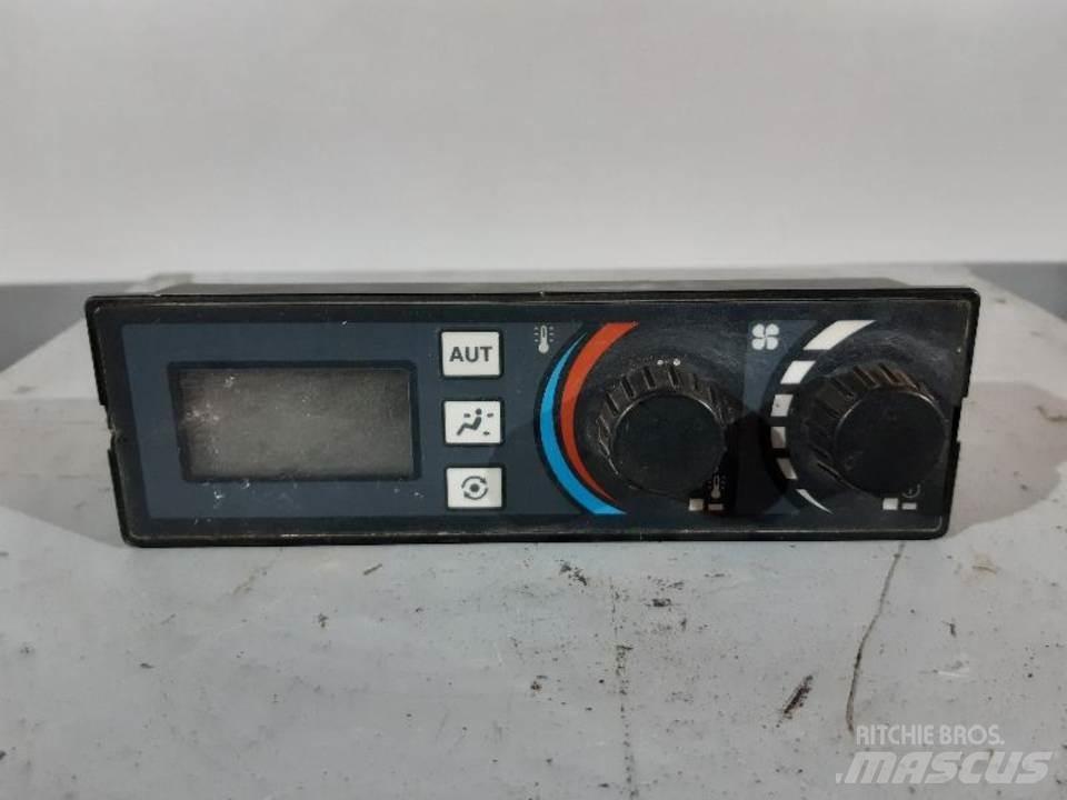 CAT 312CL Кабины и интерьер