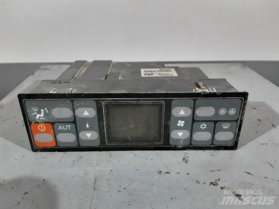 CAT 318C Кабины и интерьер