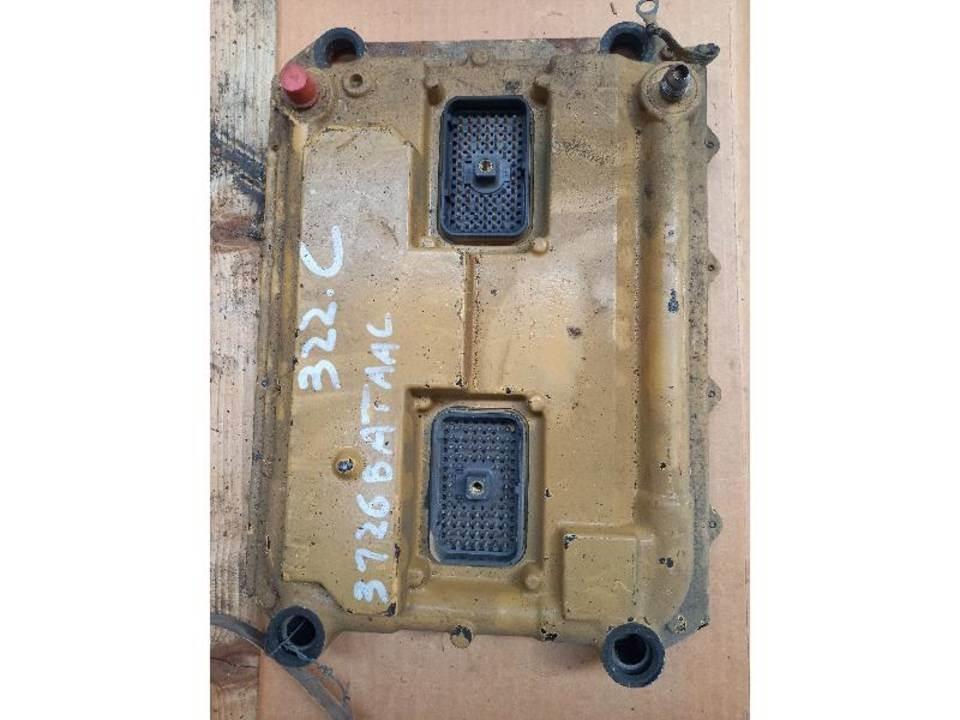 CAT 322C Кабины и интерьер