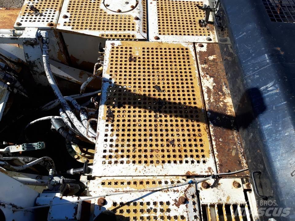CAT 325LN Кабины и интерьер