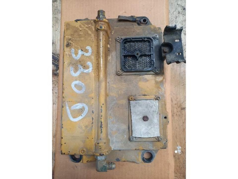 CAT 330D Кабины и интерьер