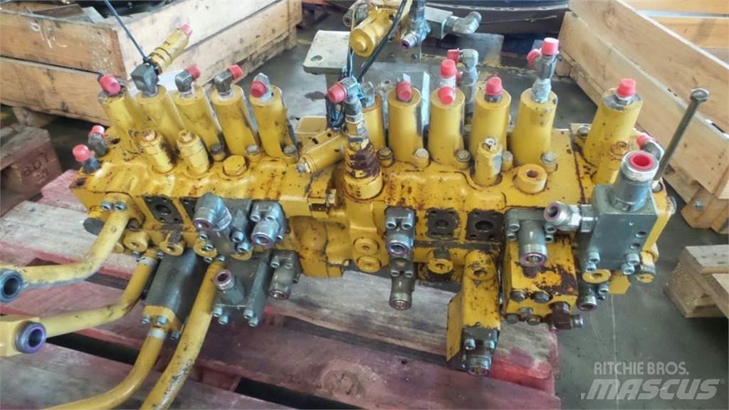 CAT 330DL Гидравлическая система