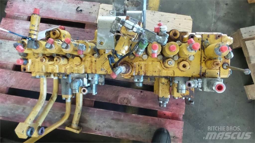 CAT 330DL Гидравлическая система