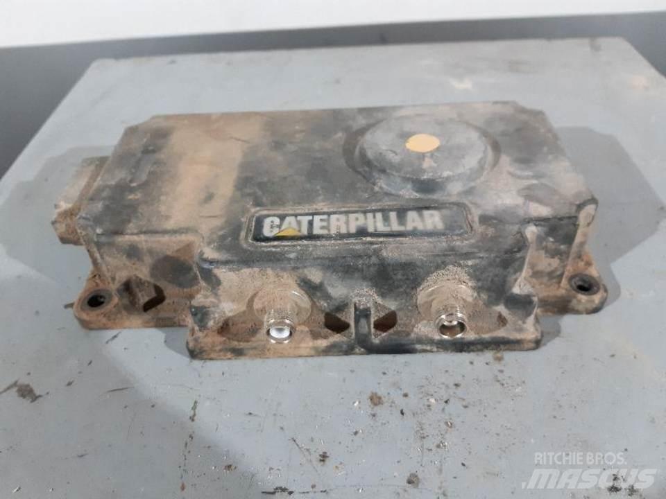 CAT 345C Кабины и интерьер