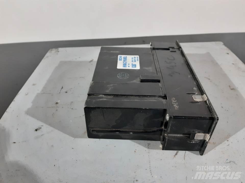CAT 345C Кабины и интерьер