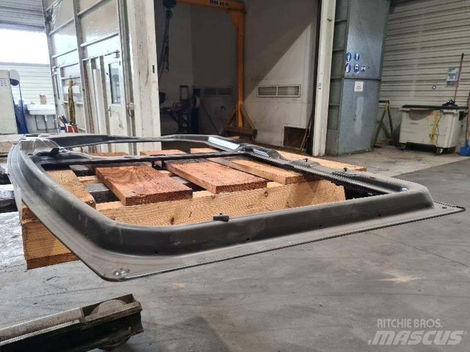 CAT 345D Кабины и интерьер