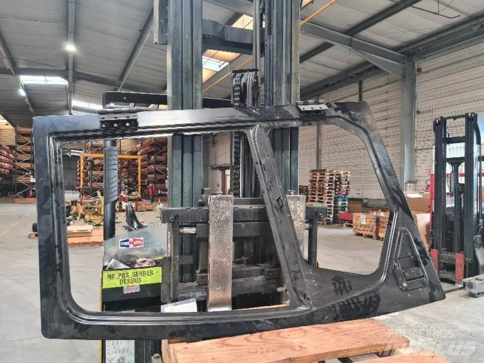 CAT 345D Кабины и интерьер