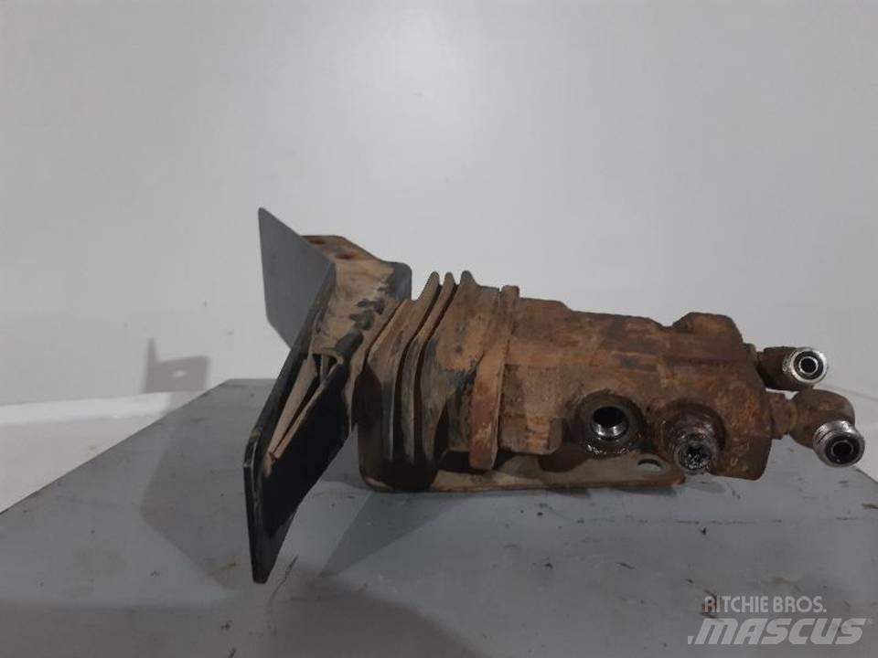CAT 350 Кабины и интерьер